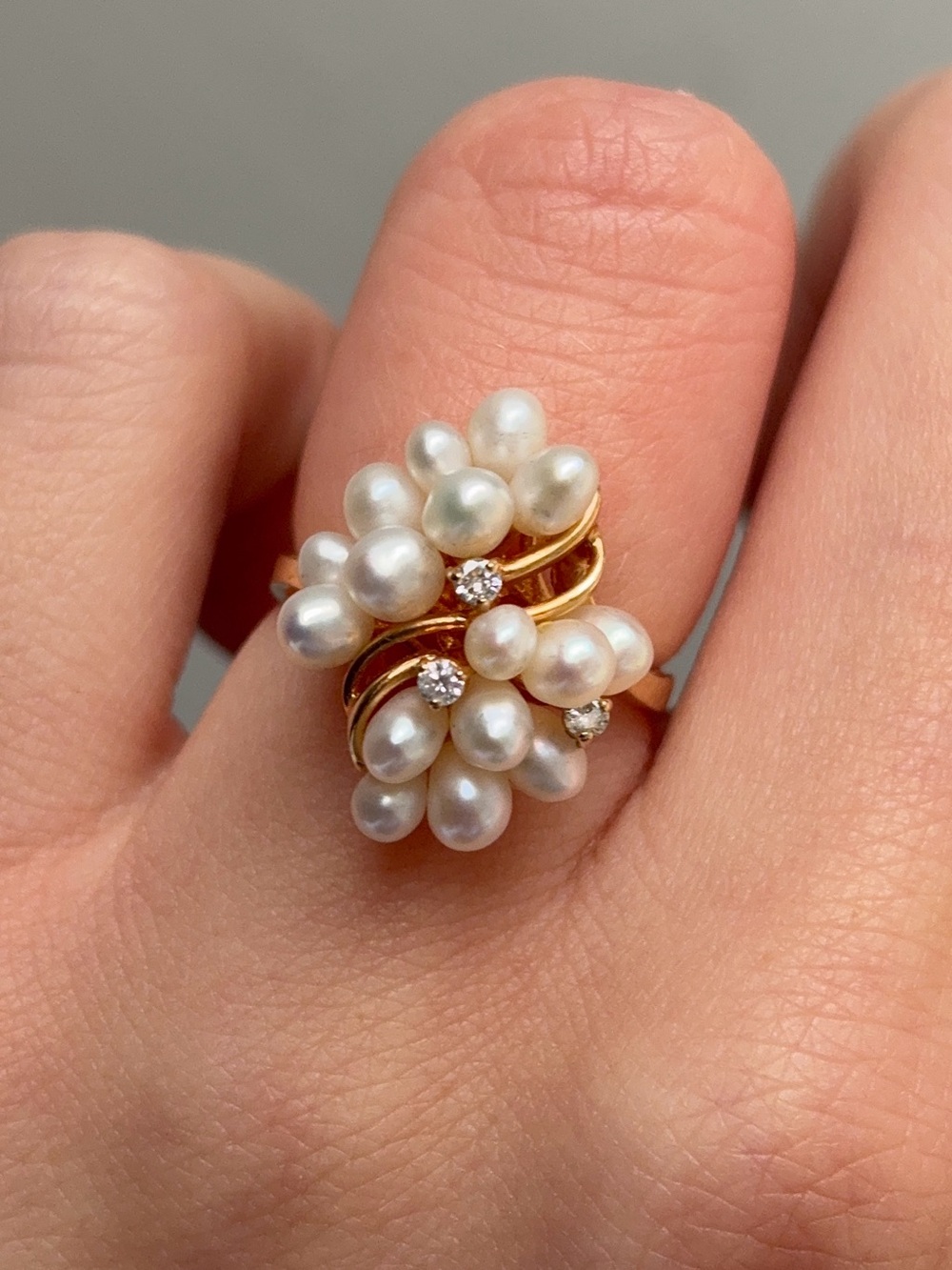 14K Yellow Gold Vintage Freshwater Pearl Cluster Diamond Ring